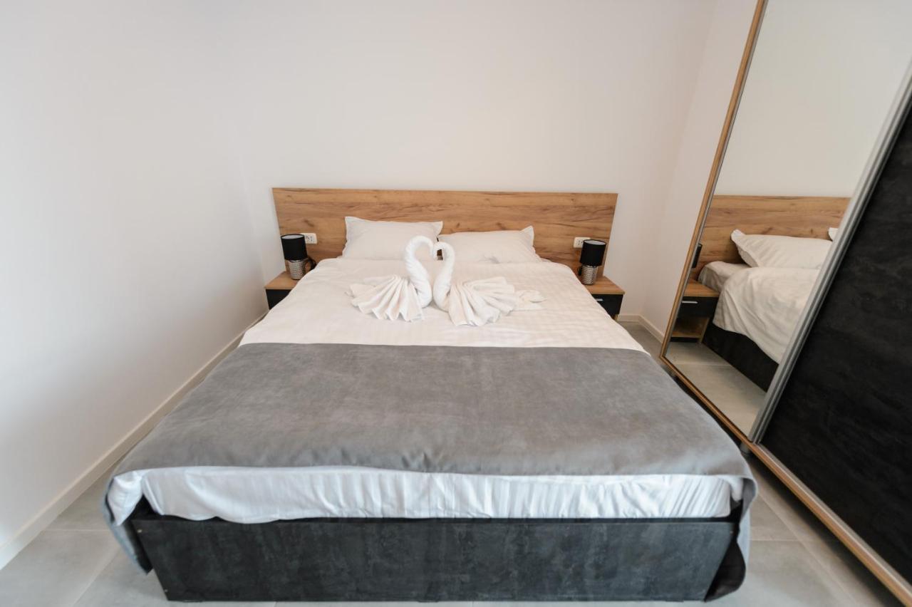 Ox Apartments เอโฟริเอนอร์ด ภายนอก รูปภาพ
